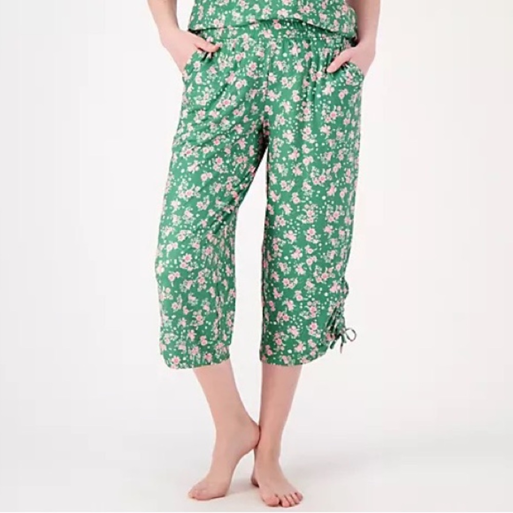 NEW Cuddl Duds Flexwear Cropped Pants with Side-Cinch in Vine Ditsy Floral